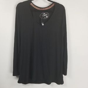 NWT Poof! Longsleeve knit top 2X black
